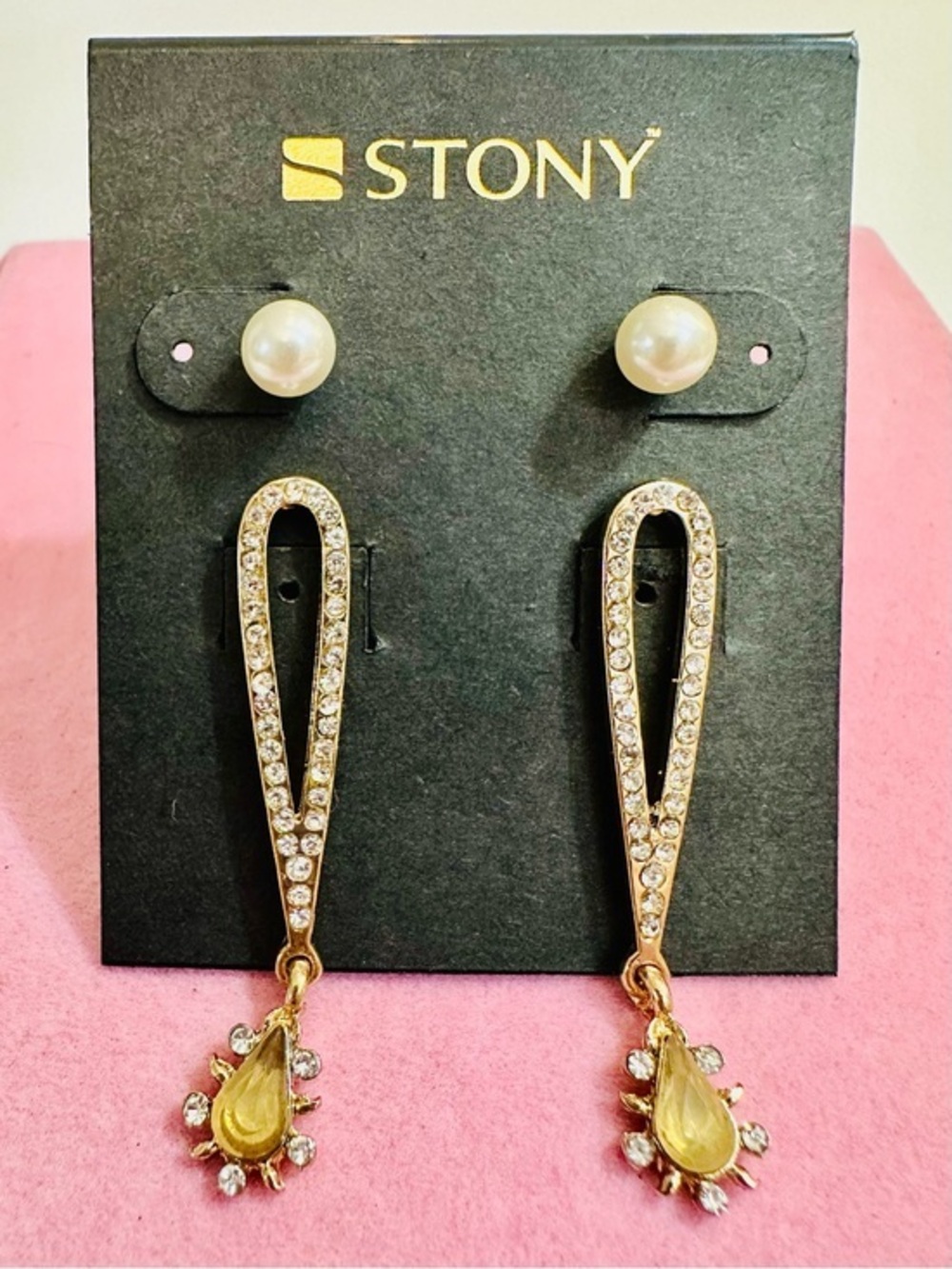 Gold Tone Rhinestone & Pearl Earrings Set